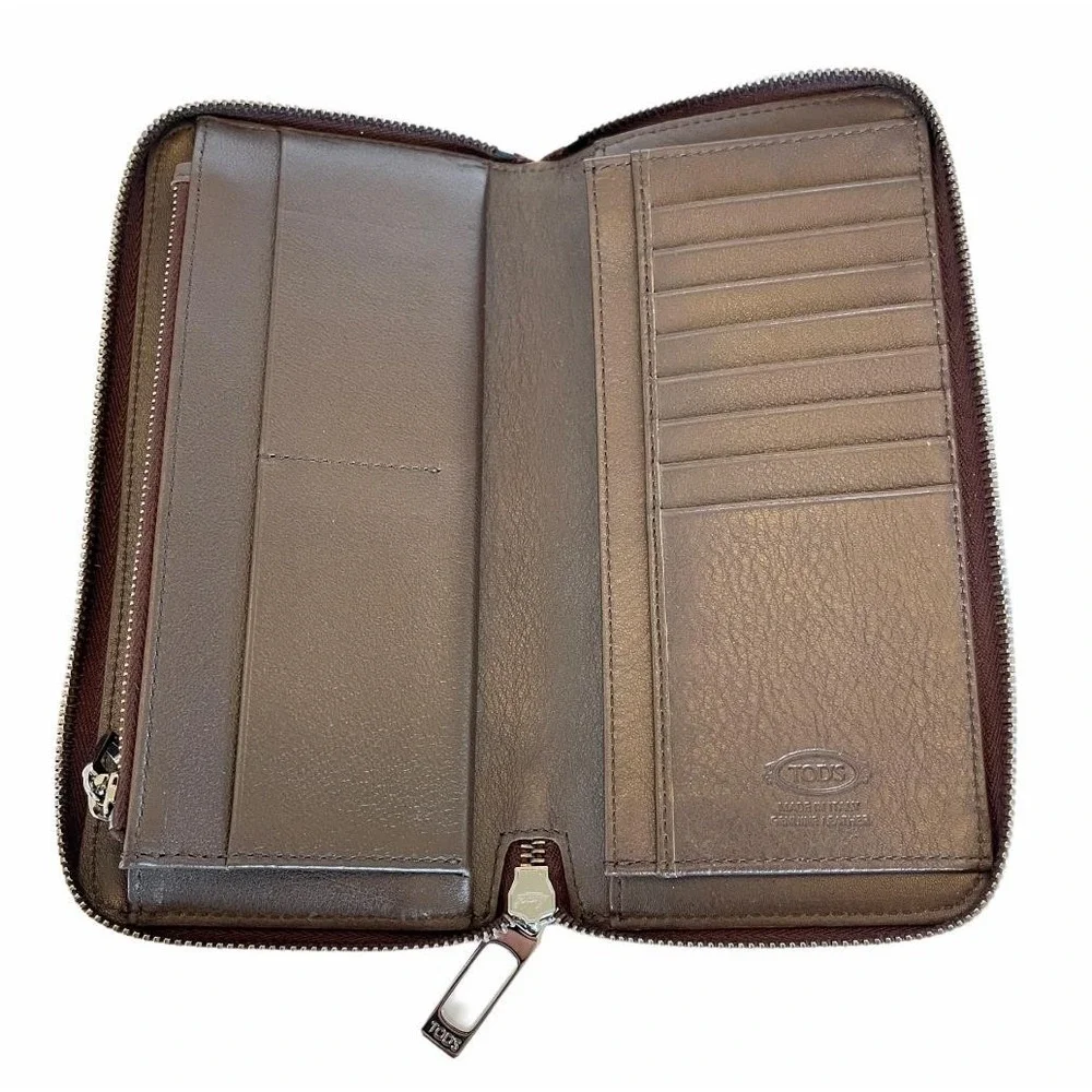 Tod's Italy Leather Zip‎ Around Race Wallet XAMMCLA1400TICS606